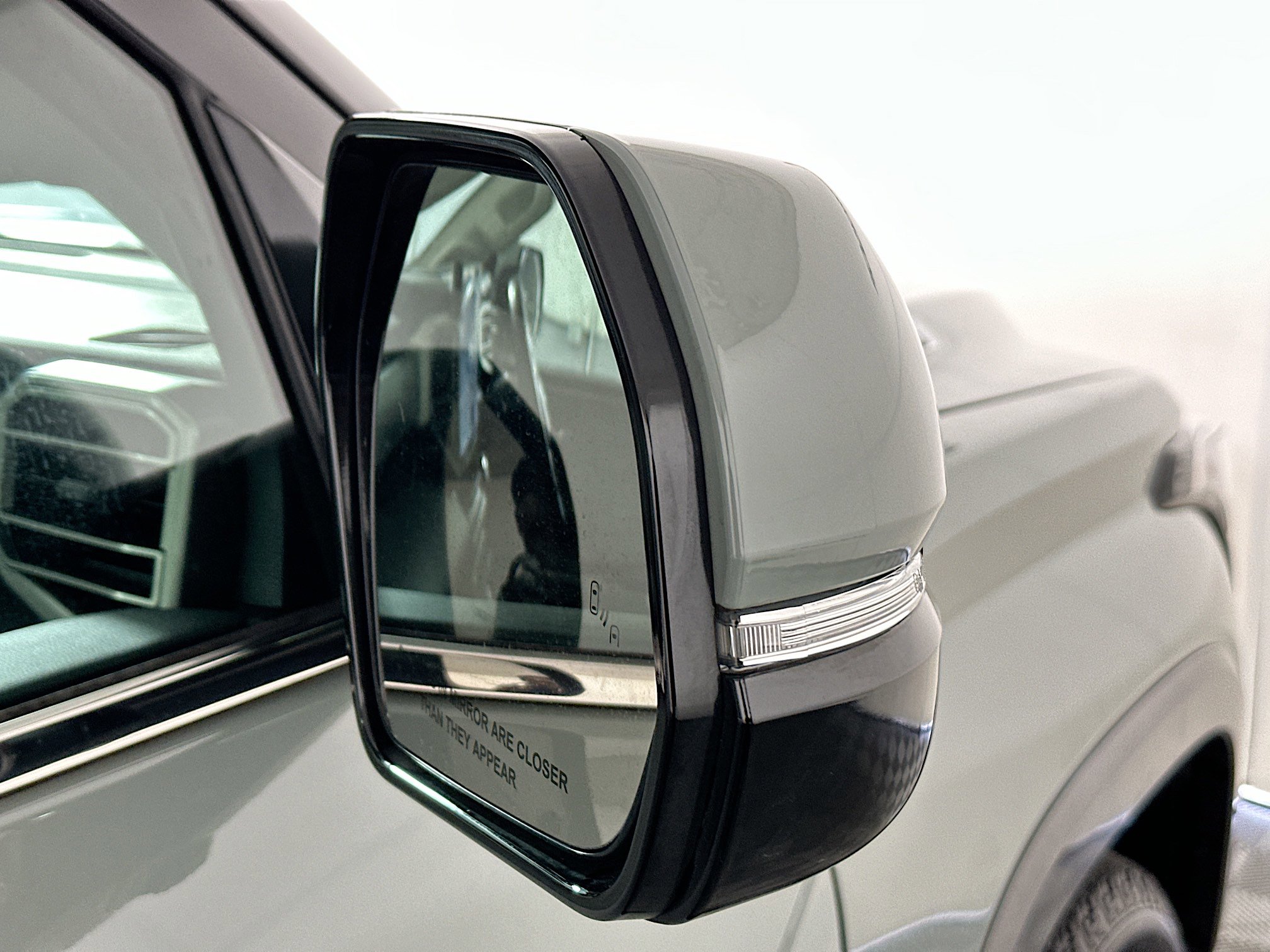 Used 2024 Toyota Sequoia Limited image 10