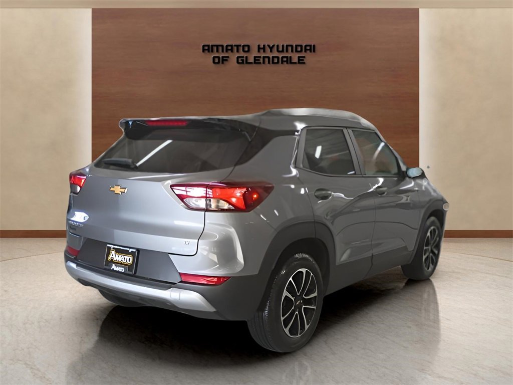 Used 2025 Chevrolet TrailBlazer LT image 6