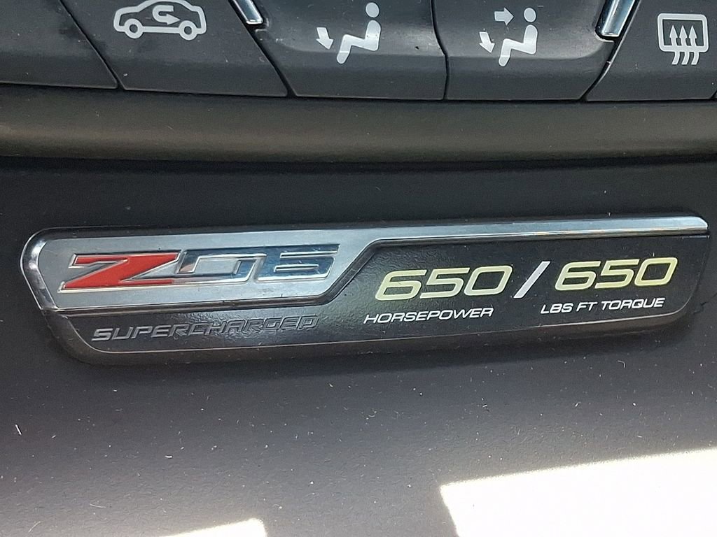 Used 2016 Chevrolet Corvette Z06 w/ 3LZ Preferred Equipment Group RWD image 21