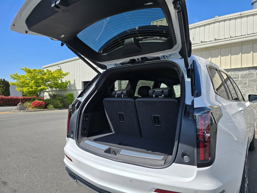 New 2025 Cadillac XT6 Sport image 7