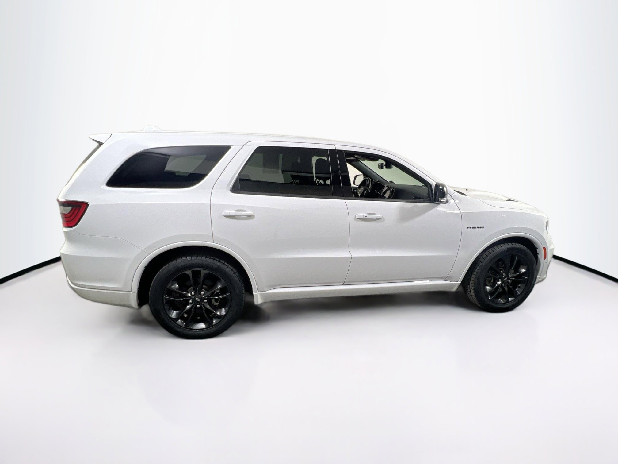Used 2022 Dodge Durango R/T w/ Blacktop Package AWD/4WD image 4
