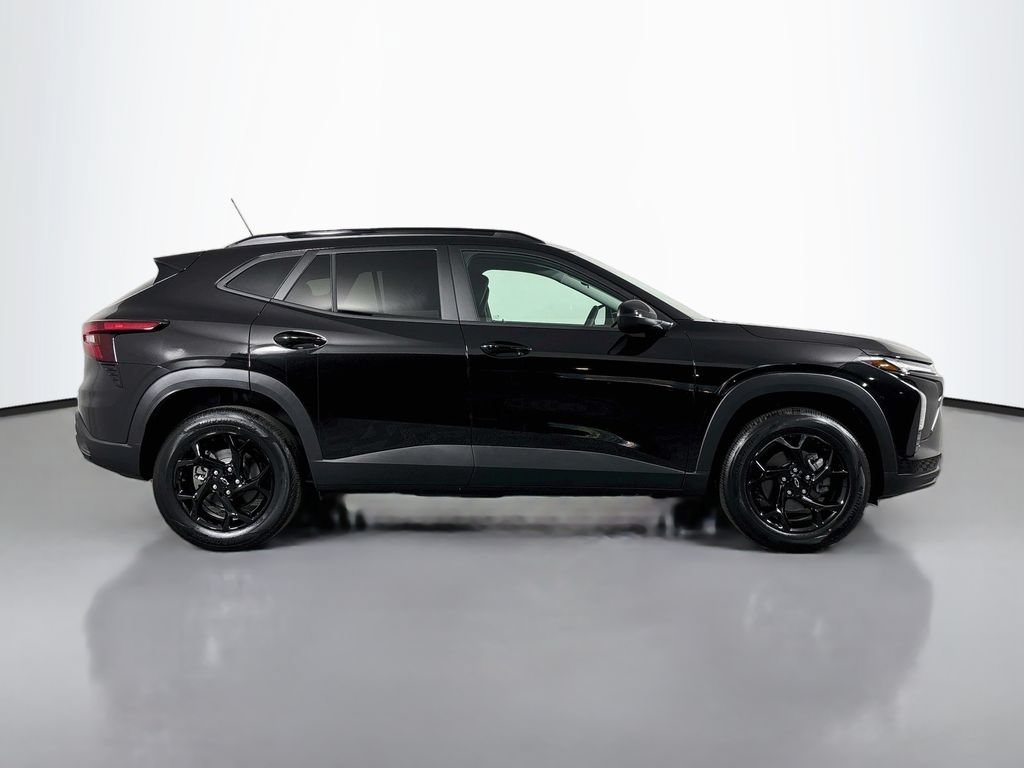 New 2026 Chevrolet Trax LT w/ Driver Confidence Package FWD image 8
