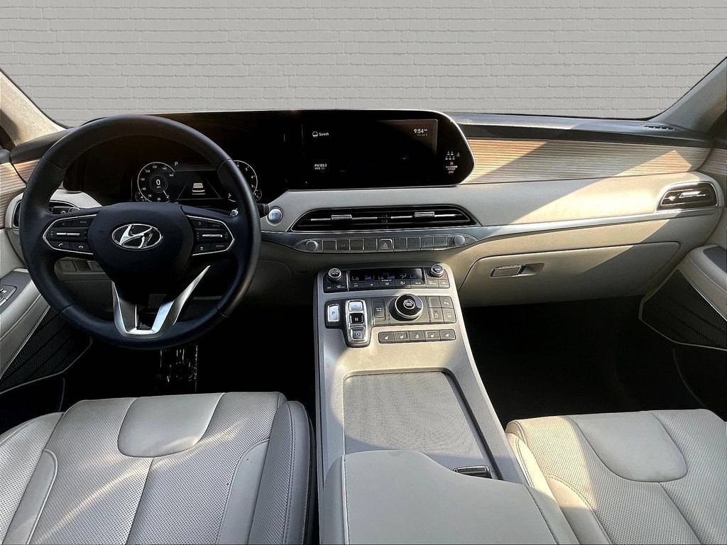 Used 2022 Hyundai Palisade Limited FWD image 6