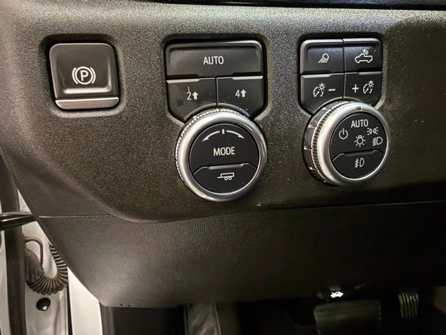 Used 2025 GMC Sierra 1500 SLT image 26