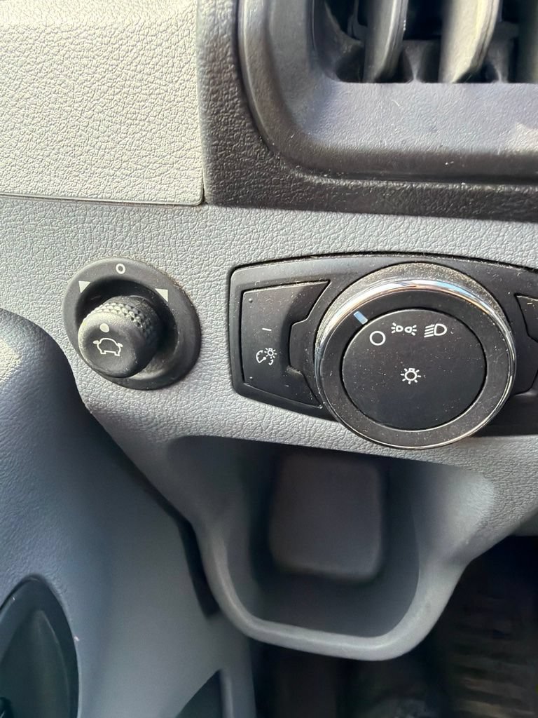 Used 2019 Ford Transit 150 XL RWD image 15