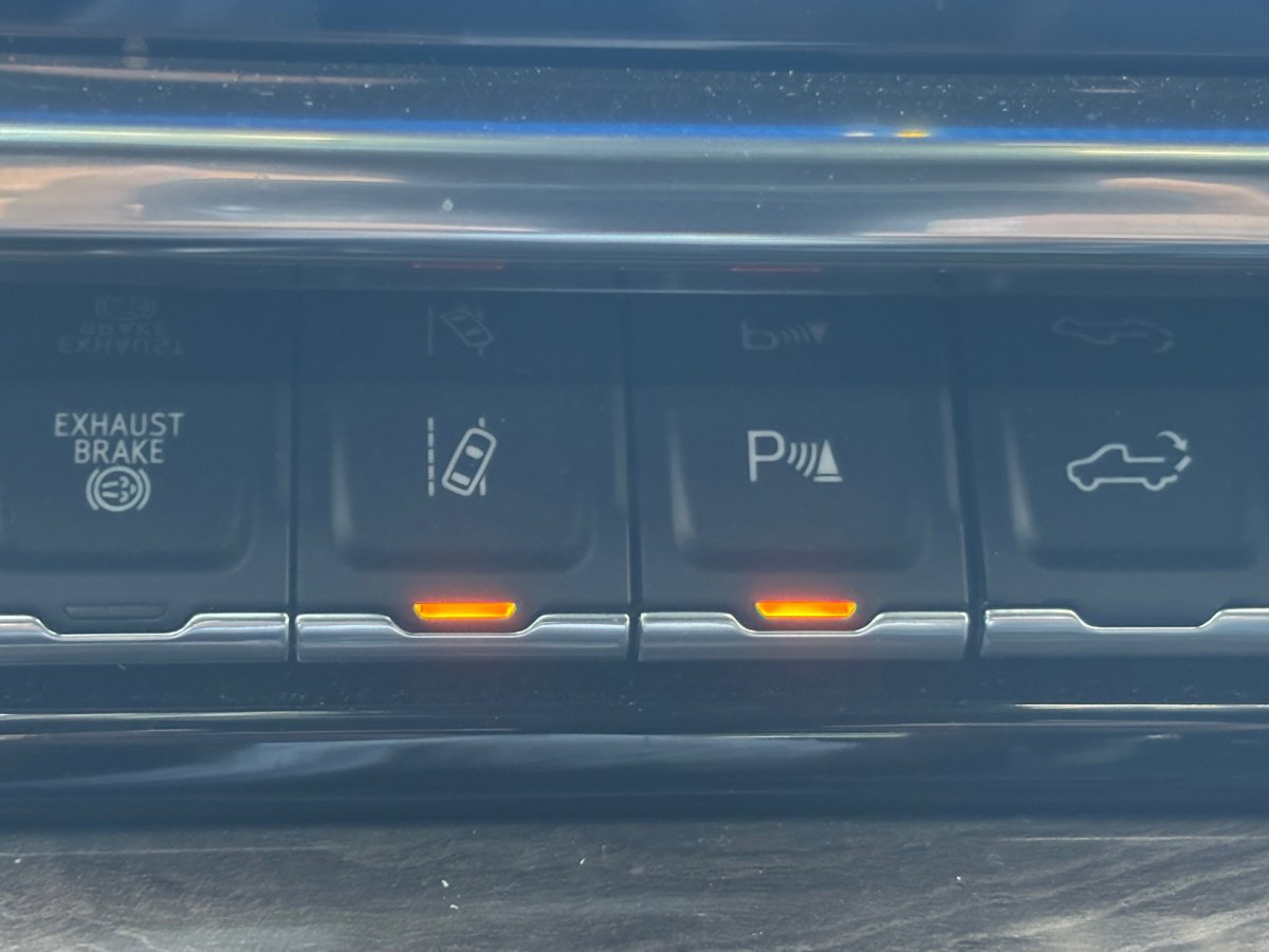 Used 2024 Chevrolet Silverado 3500 LTZ w/ LTZ Plus Package image 35