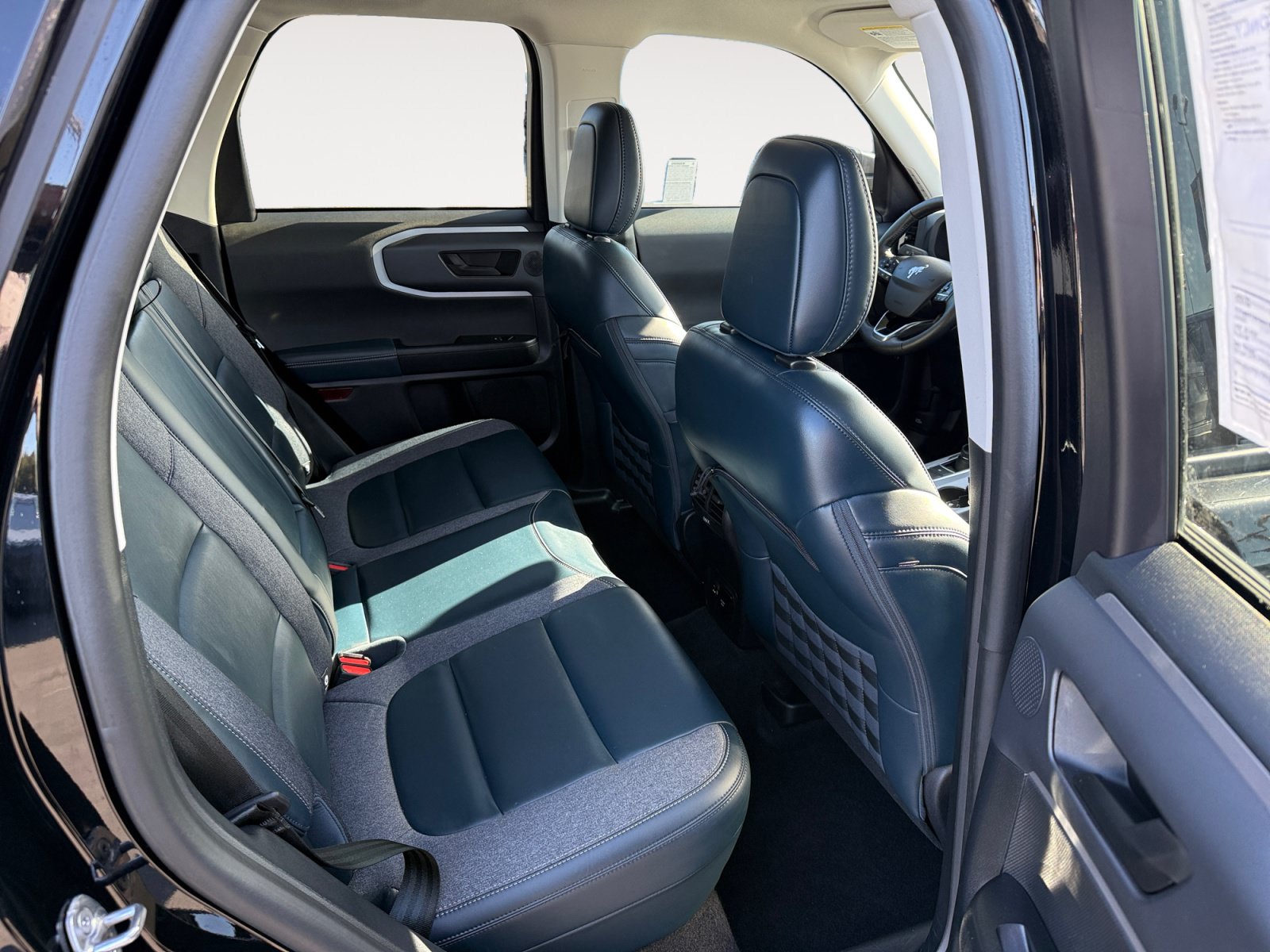Certified 2023 Ford Bronco Sport Outer Banks w/ Tech Package AWD/4WD image 18