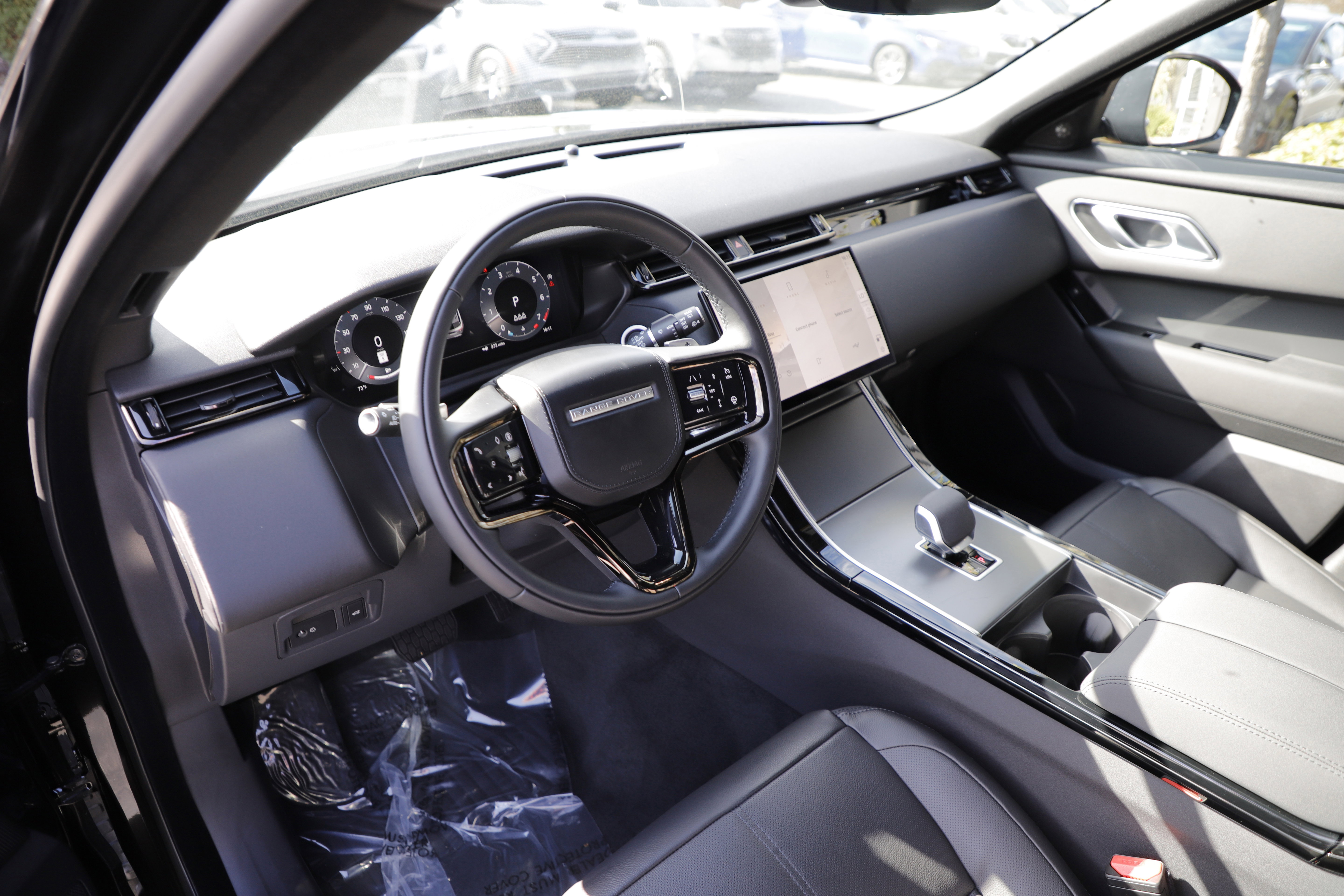 New 2026 Land Rover Range Rover Velar S image 19