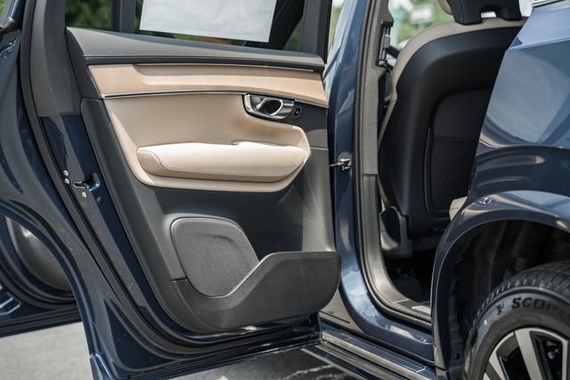 New 2026 Volvo XC90 T8 Core AWD/4WD image 36