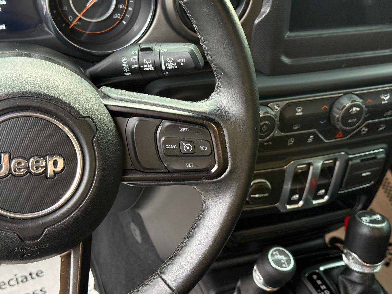 Used 2019 Jeep Wrangler Sport AWD/4WD image 27