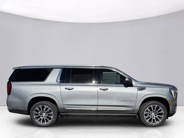 New 2026 GMC Yukon XL Denali w/ Sun & Power Step Package image 15