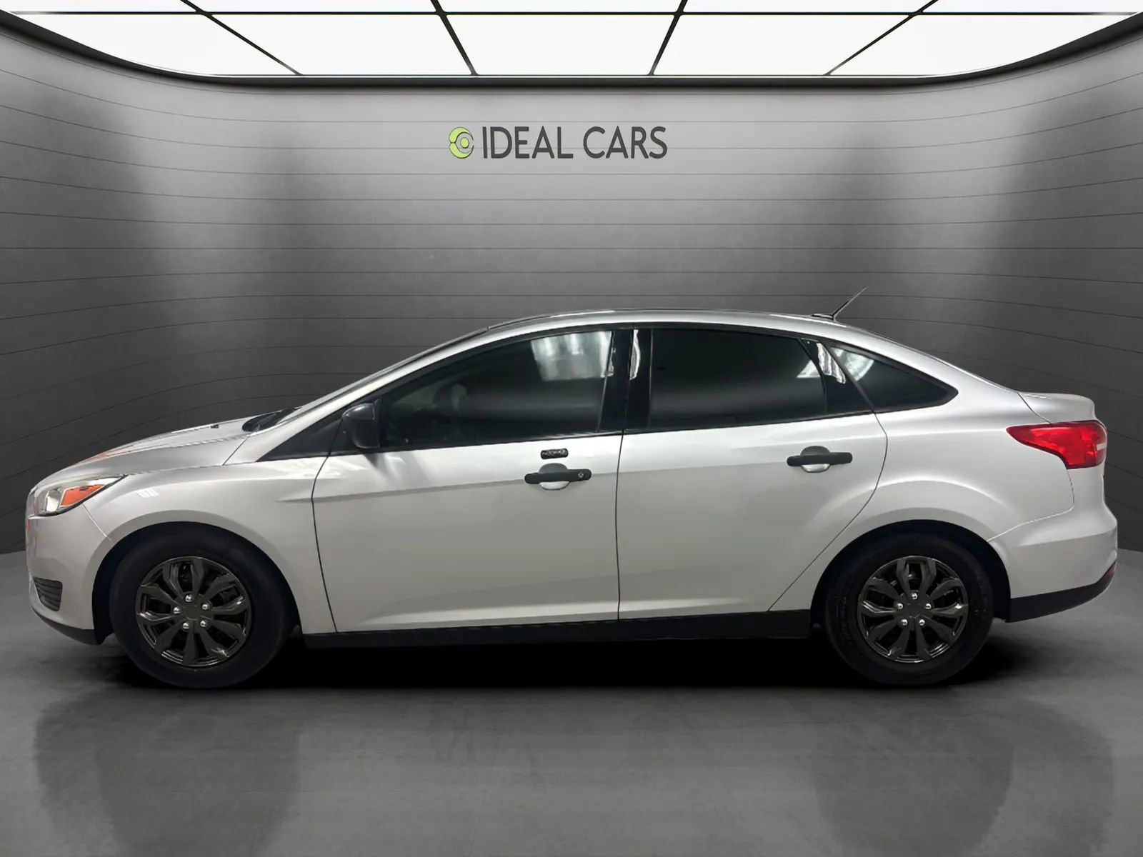 Used 2016 Ford Focus S FWD image 8