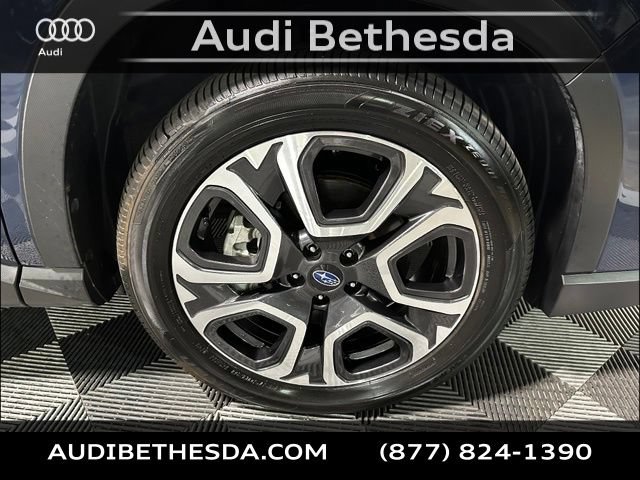 Used 2024 Subaru Ascent Touring AWD/4WD image 9
