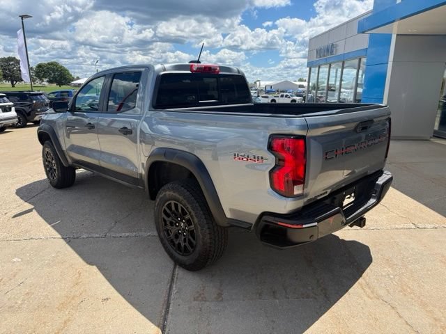 Used 2023 Chevrolet Colorado Trail Boss w/ Advanced Trailering Package AWD/4WD image 3