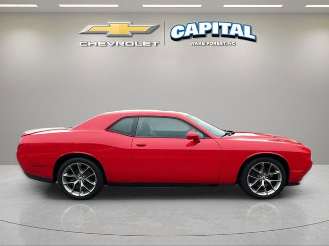 Used 2020 Dodge Challenger SXT w/ Plus Package RWD image 6