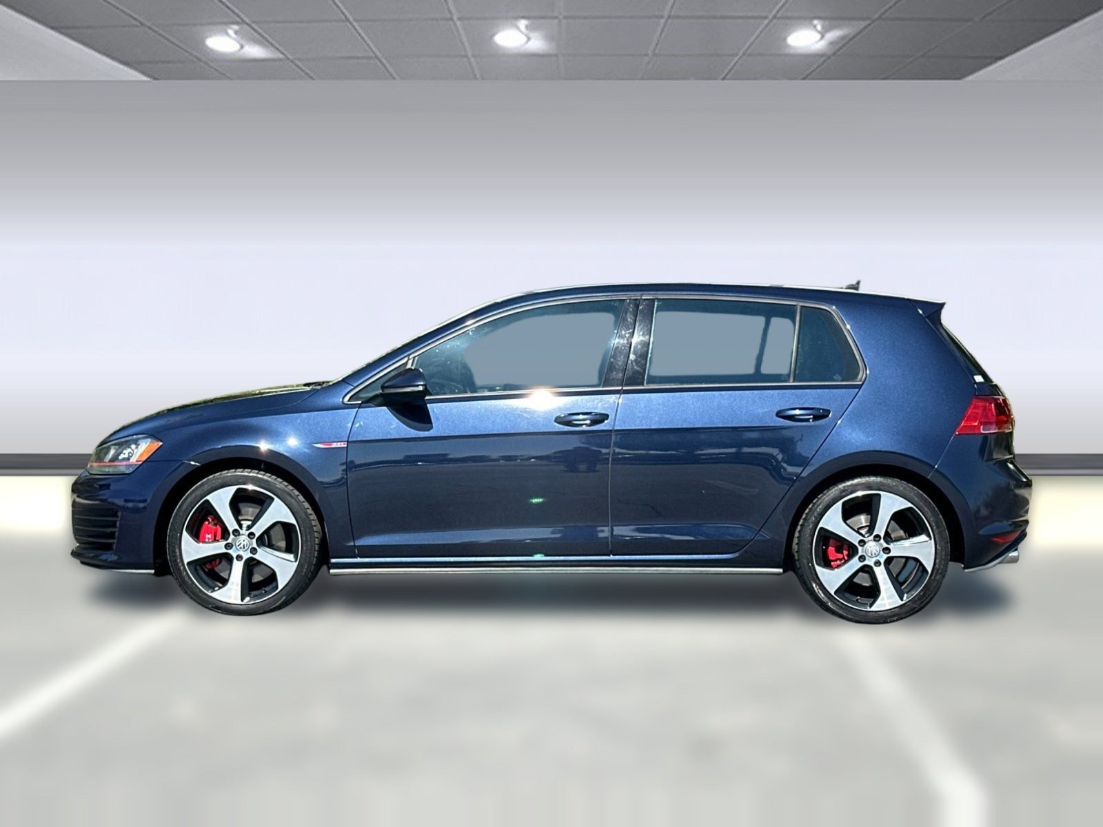 Used 2016 Volkswagen GTI S image 2