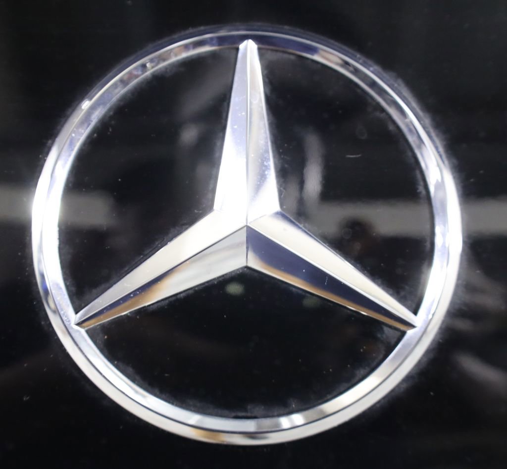 Certified 2025 Mercedes-Benz GLB 250 4MATIC image 70