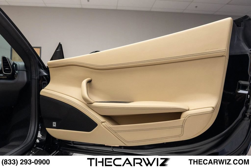 Used 2015 Ferrari 458 Spider RWD image 83