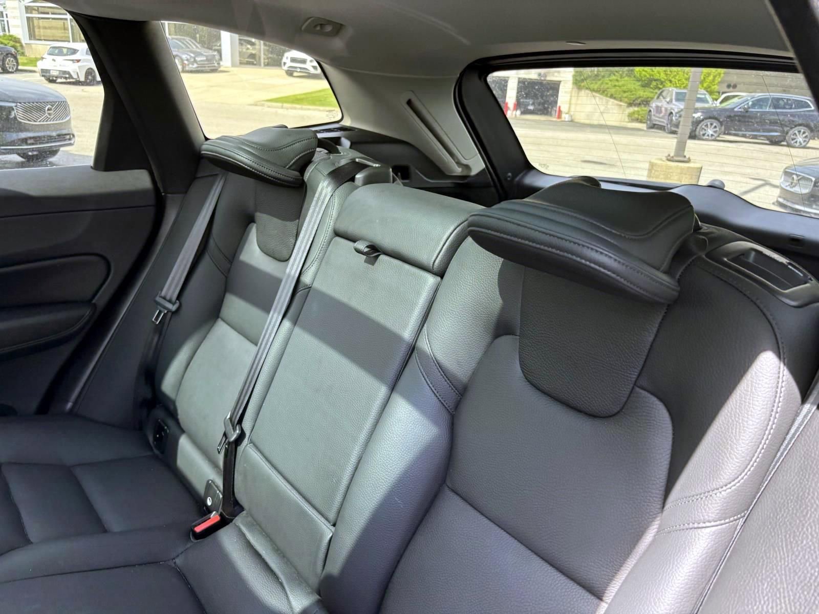 Used 2023 Volvo XC60 B5 Plus w/ Climate Package image 25