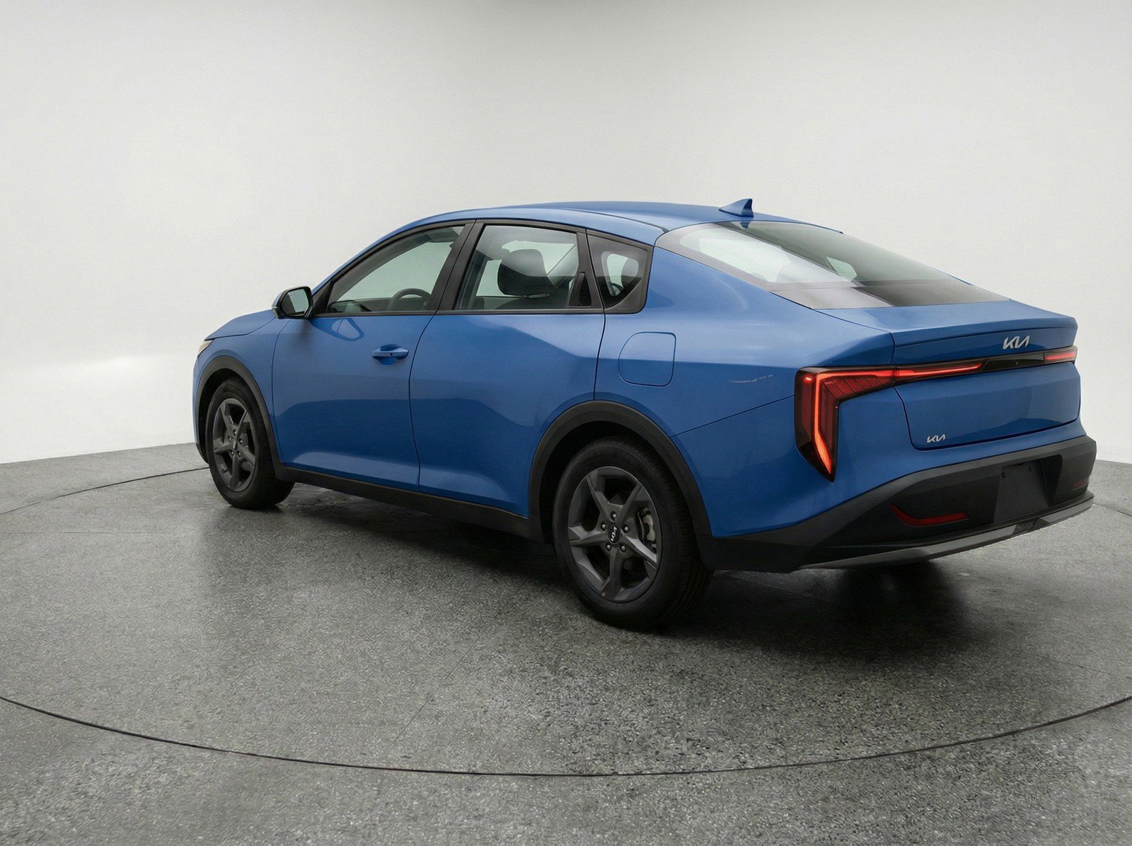 Used 2025 Kia K4 LXS FWD image 6