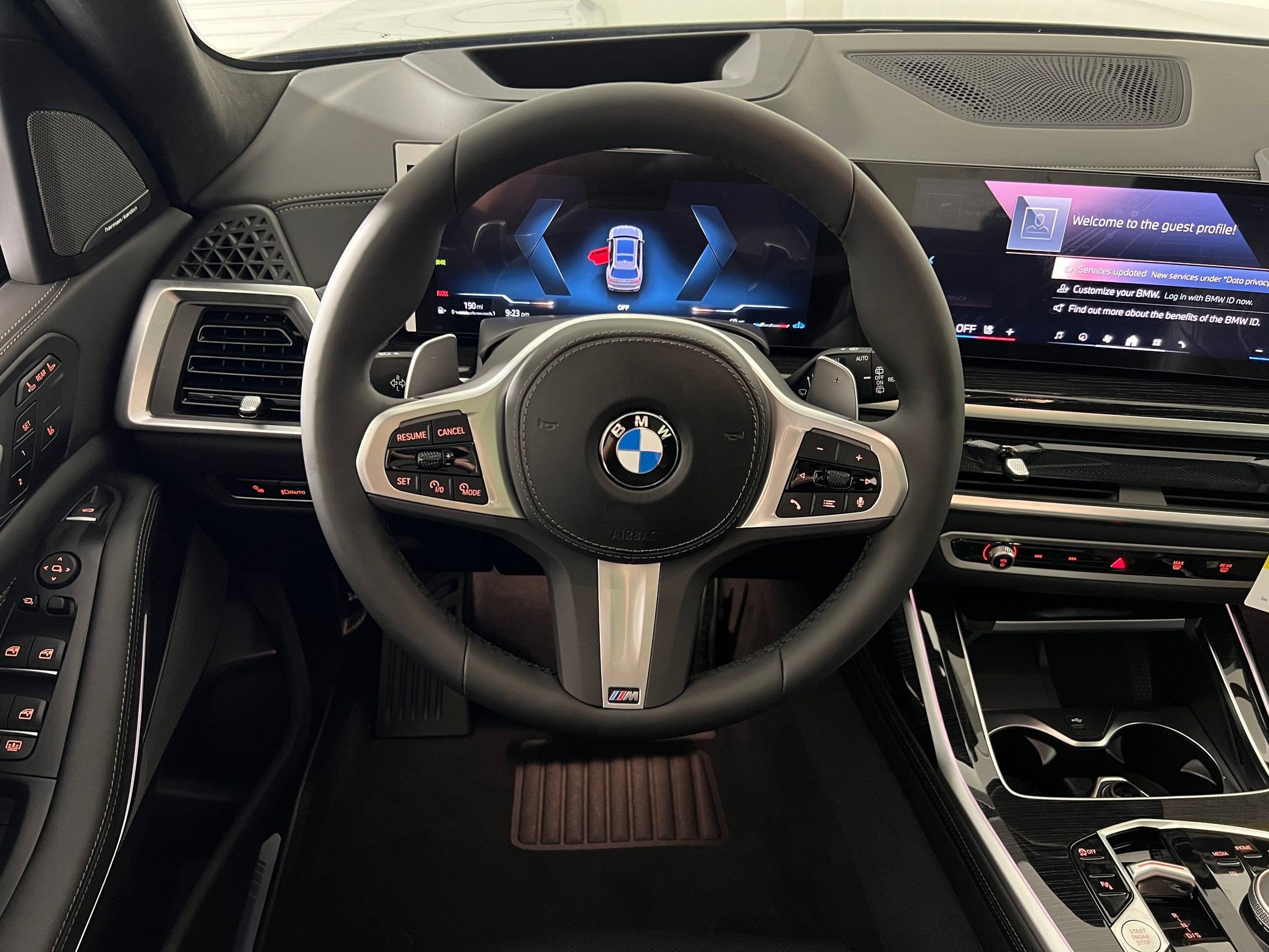 Used 2026 BMW X7 xDrive40i w/ M Sport Package AWD/4WD image 25