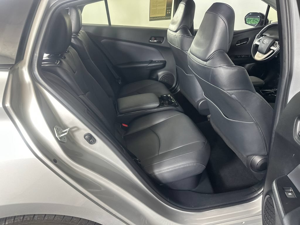 Used 2017 Toyota Prius Prime Advanced FWD image 15