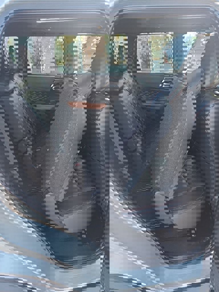 Used 2023 Mitsubishi Outlander SEL image 28