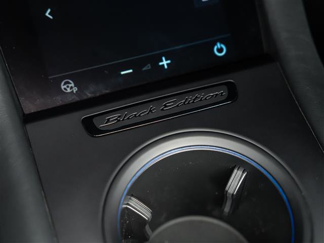 New 2026 Porsche Taycan 4S image 27