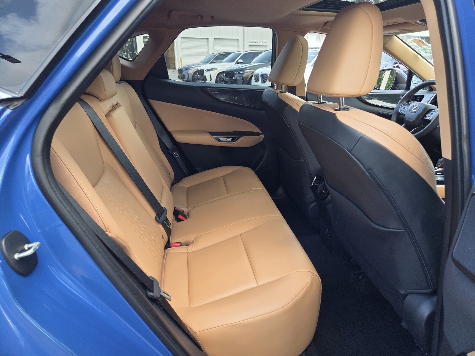 Used 2025 Lexus NX 250 FWD w/ Towing Package (2000 Lbs) image 16