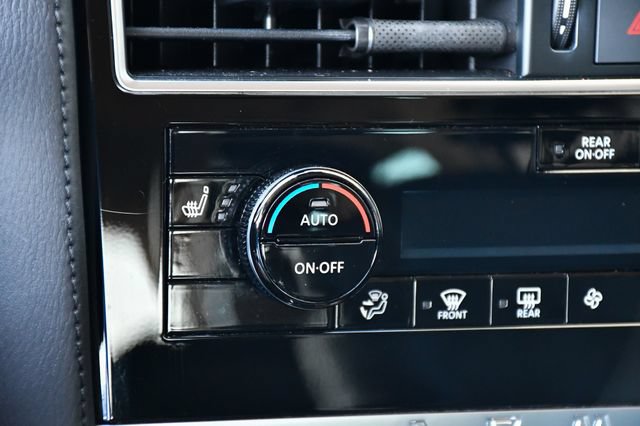 Used 2022 Nissan Armada SL w/ Captain's Chairs Package AWD/4WD image 39