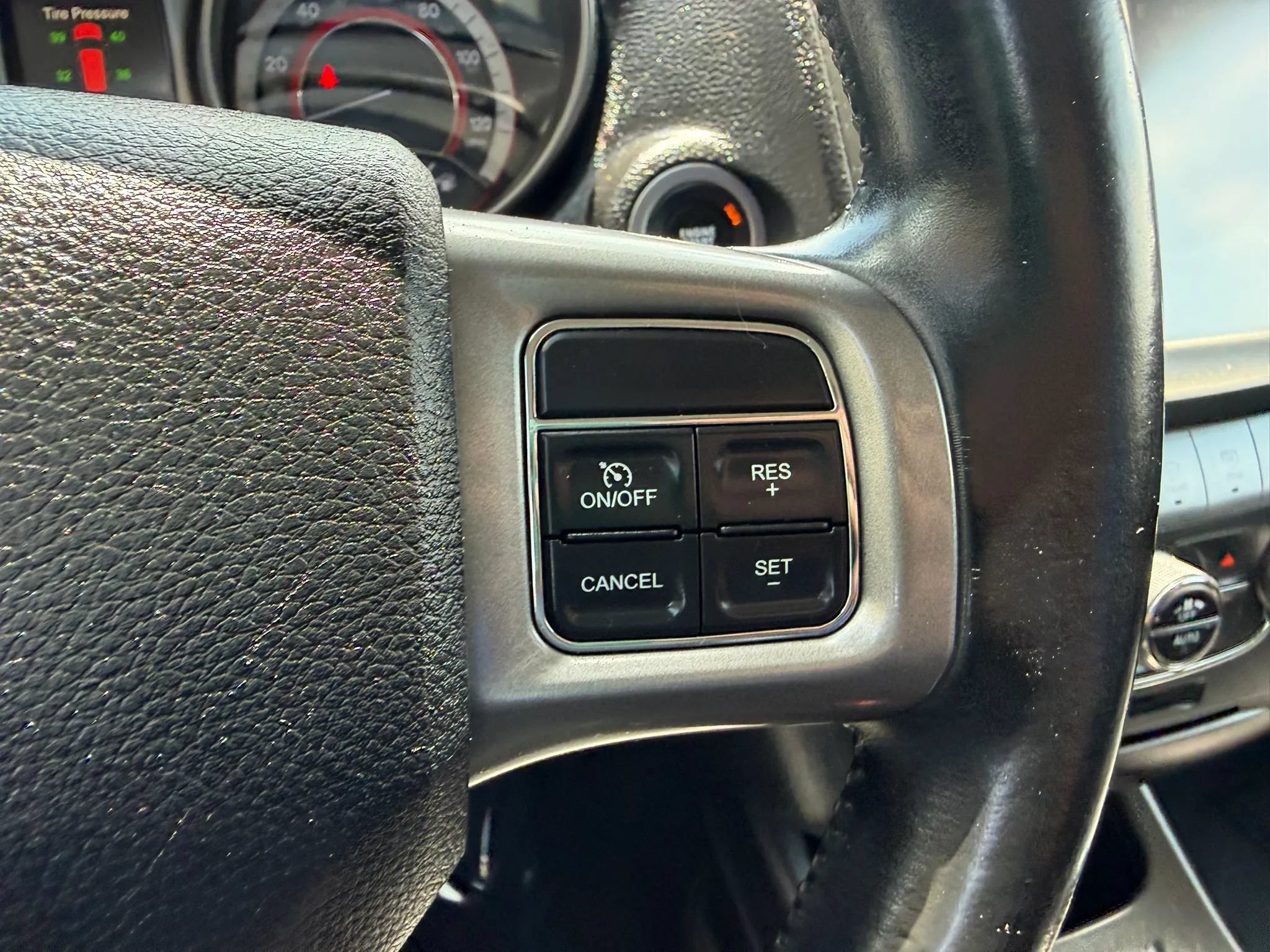 Used 2018 Dodge Journey Crossroad AWD/4WD image 23