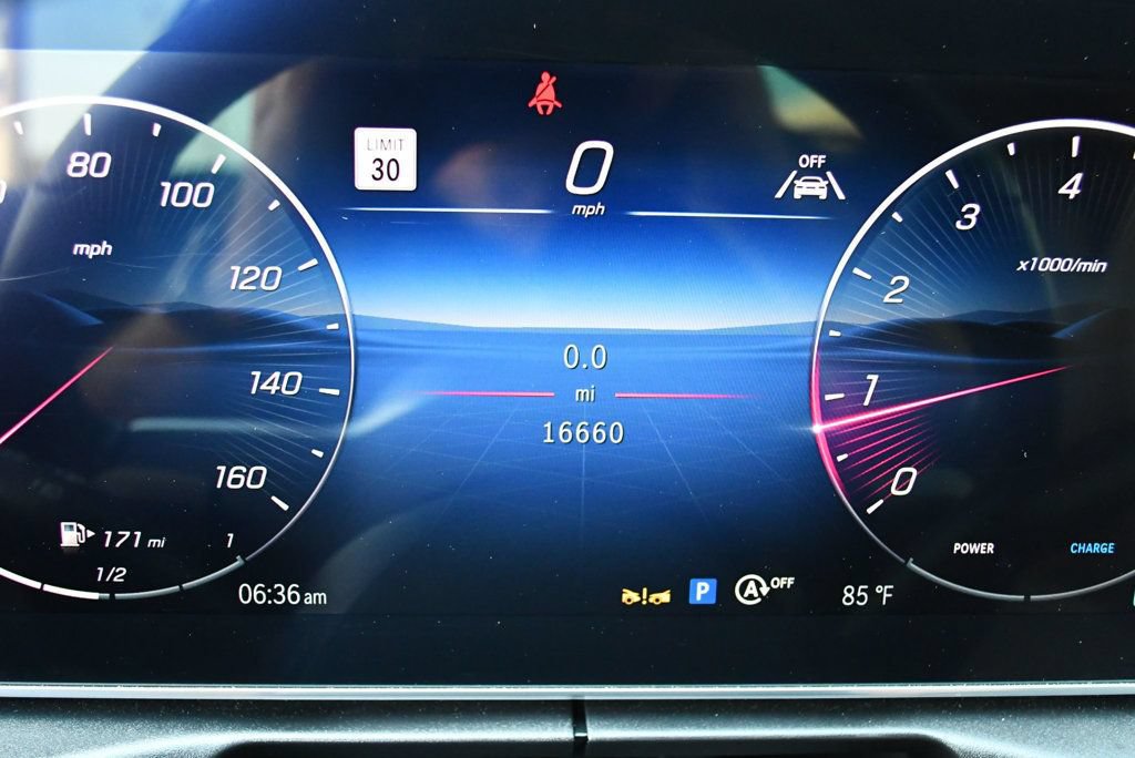 Used 2024 Mercedes-Benz CLE 300 4MATIC Cabriolet w/ Driver Assistance Package image 65