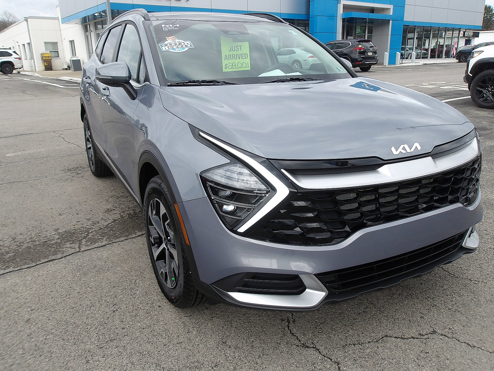 Used 2025 Kia Sportage EX w/ Premium Package image 1