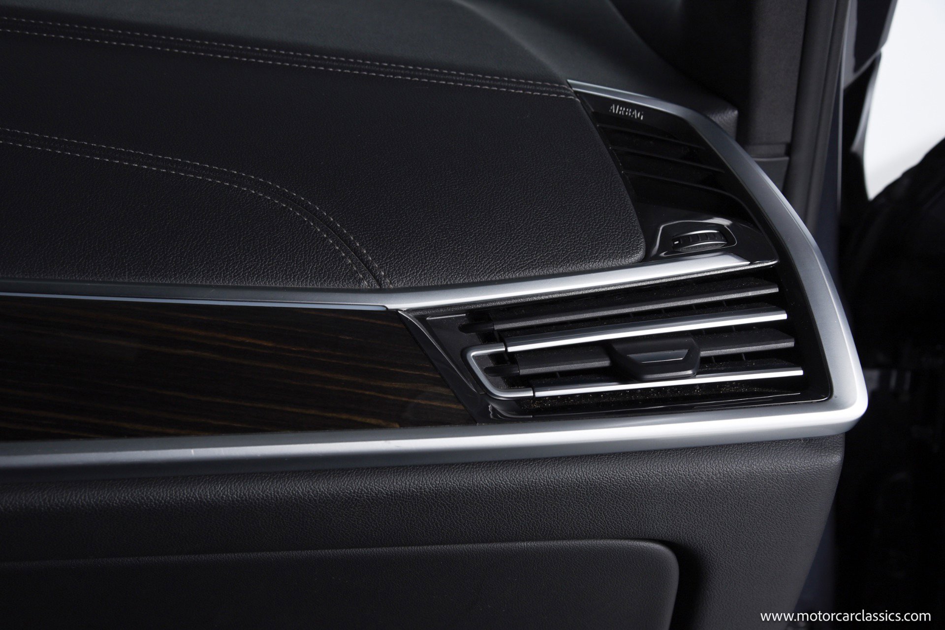 Used 2021 BMW X7 M50i image 37