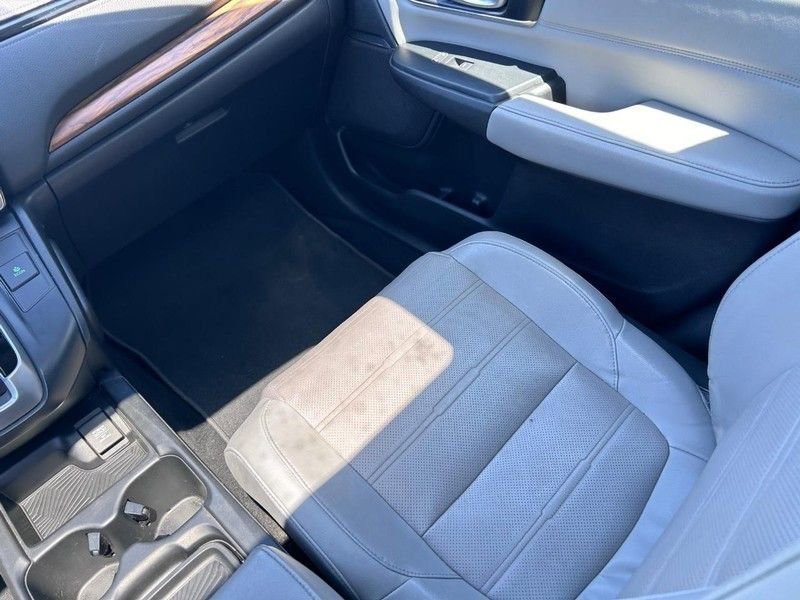 Used 2017 Honda CR-V Touring image 18