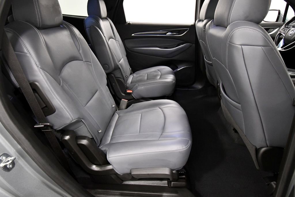 Used 2023 Buick Enclave Essence w/ LPO, Touring Package image 17