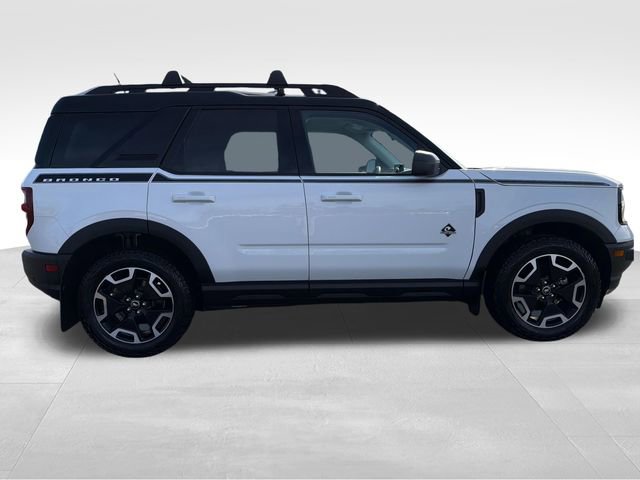 Used 2023 Ford Bronco Sport Outer Banks w/ Topo Graphic Package image 8