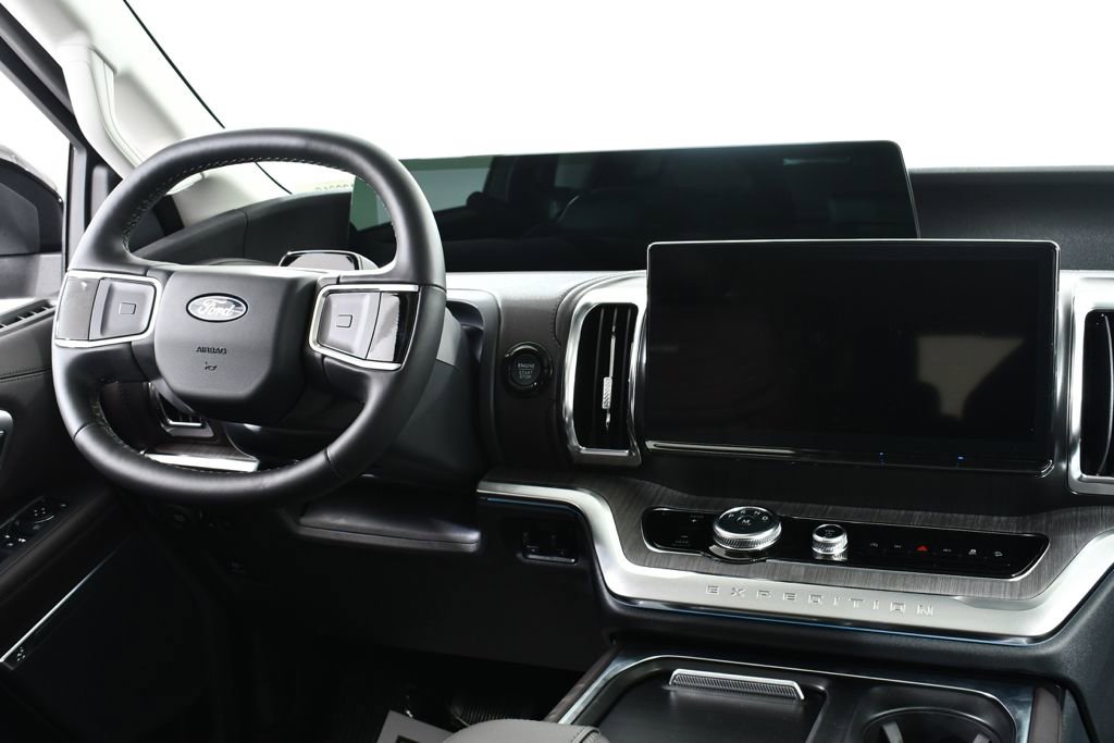 New 2026 Ford Expedition Max Platinum w/ Platinum Ultimate Package image 8