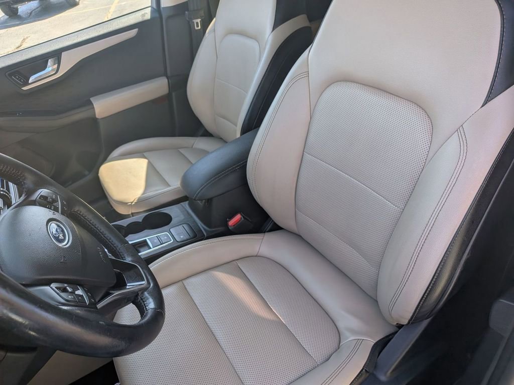 Used 2020 Ford Escape SE Sport AWD/4WD image 7