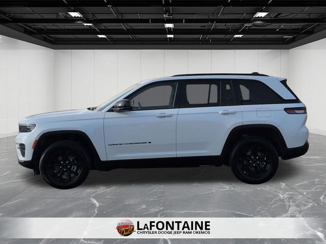 Certified 2025 Jeep Grand Cherokee Altitude image 2