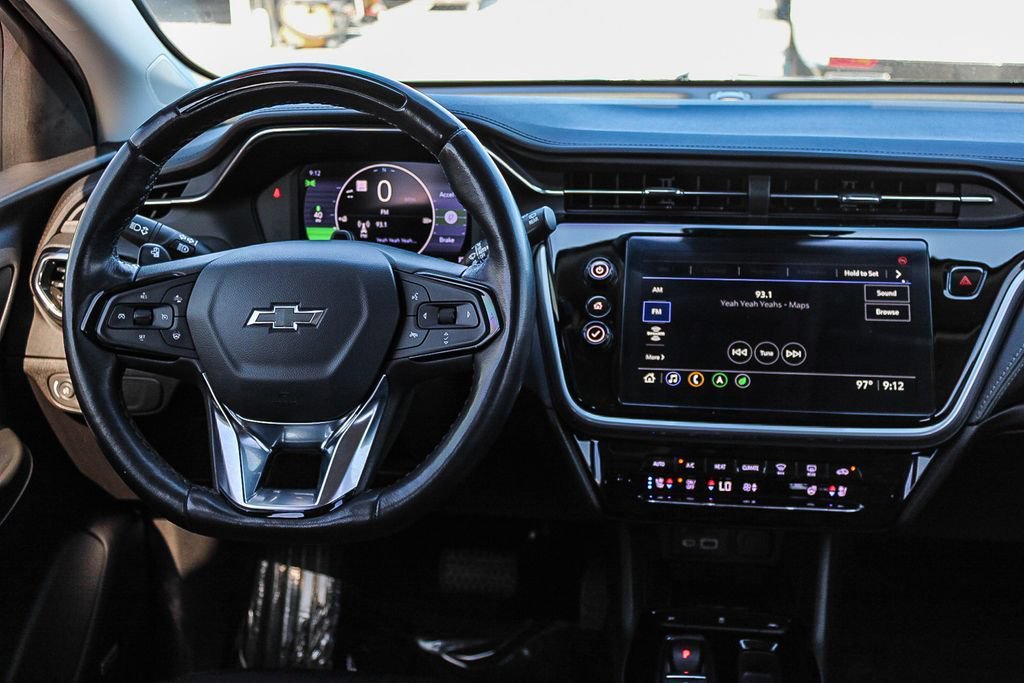Used 2023 Chevrolet Bolt EUV Premier w/ Sun & Sound Package FWD image 14