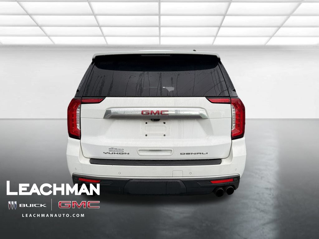 Used 2021 GMC Yukon XL Denali w/ Denali Premium Package AWD/4WD image 5