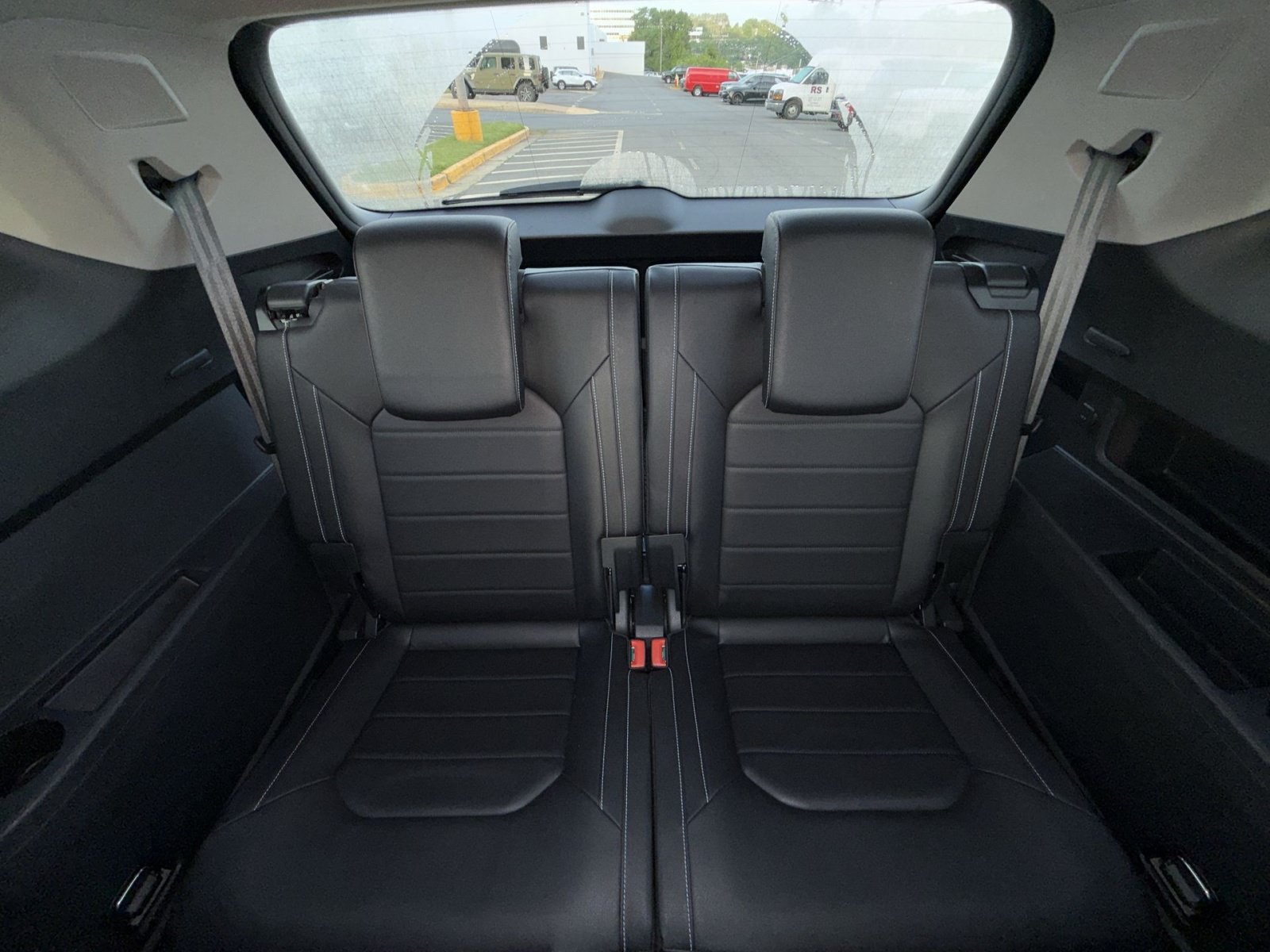 Used 2021 Volkswagen Atlas SEL Premium AWD/4WD image 25