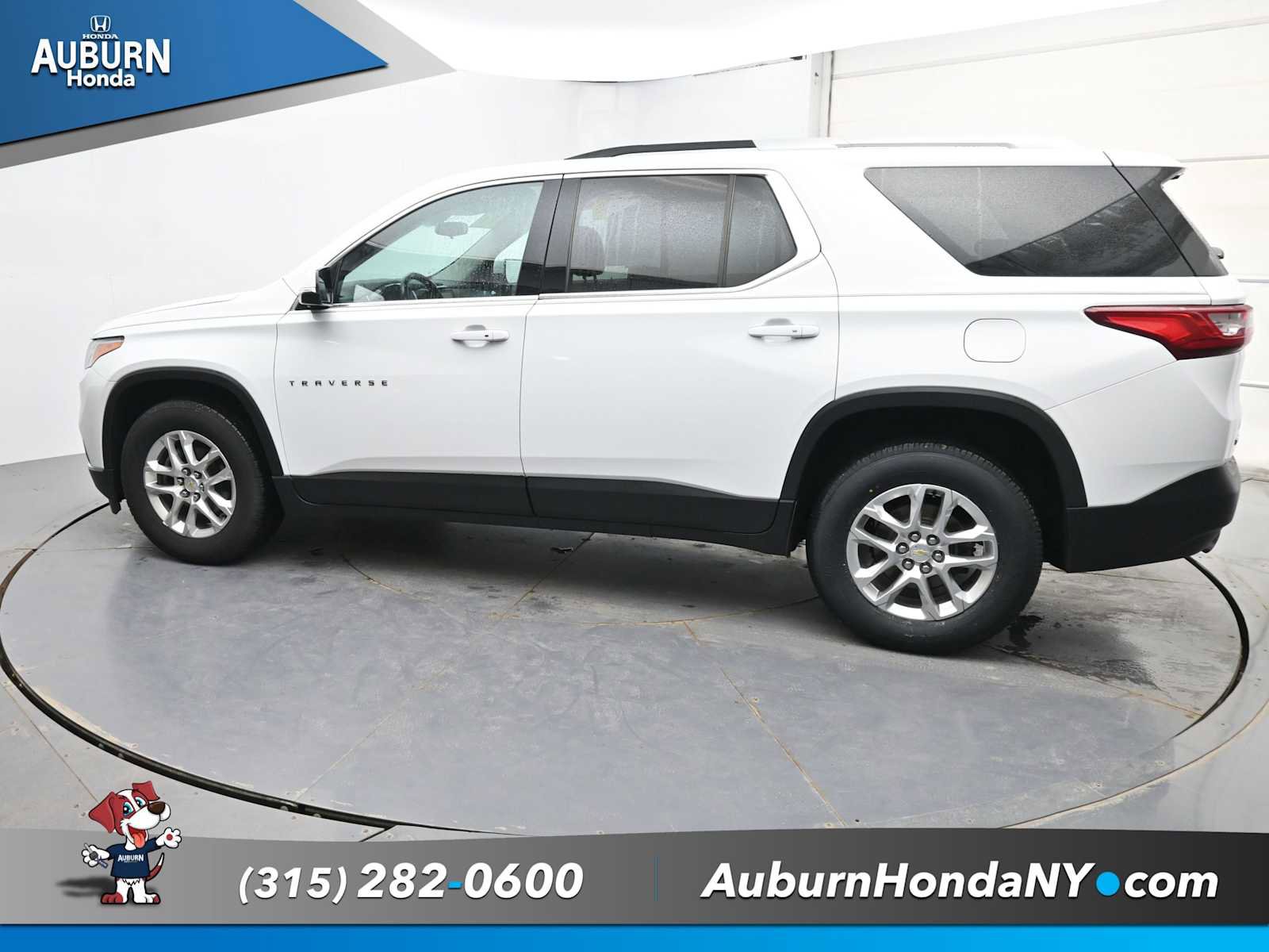 Used 2018 Chevrolet Traverse LT w/ LPO, Floor Liner Package image 15