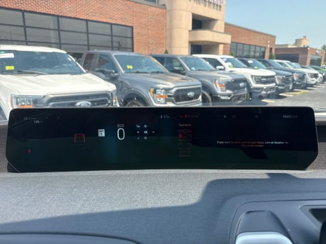 Used 2025 Ford Expedition Active AWD/4WD image 26