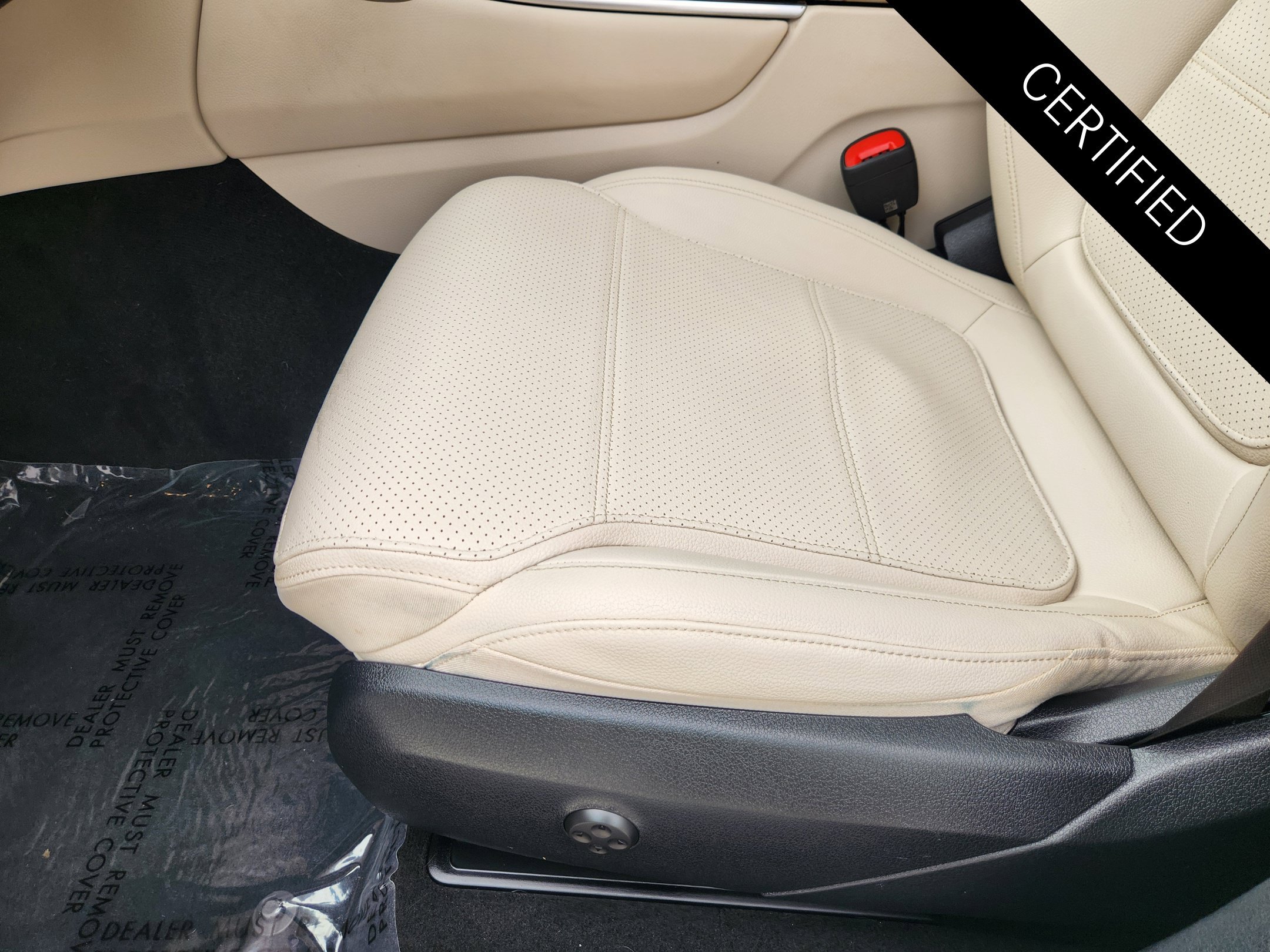 Certified 2023 Mercedes-Benz GLC 300 image 25