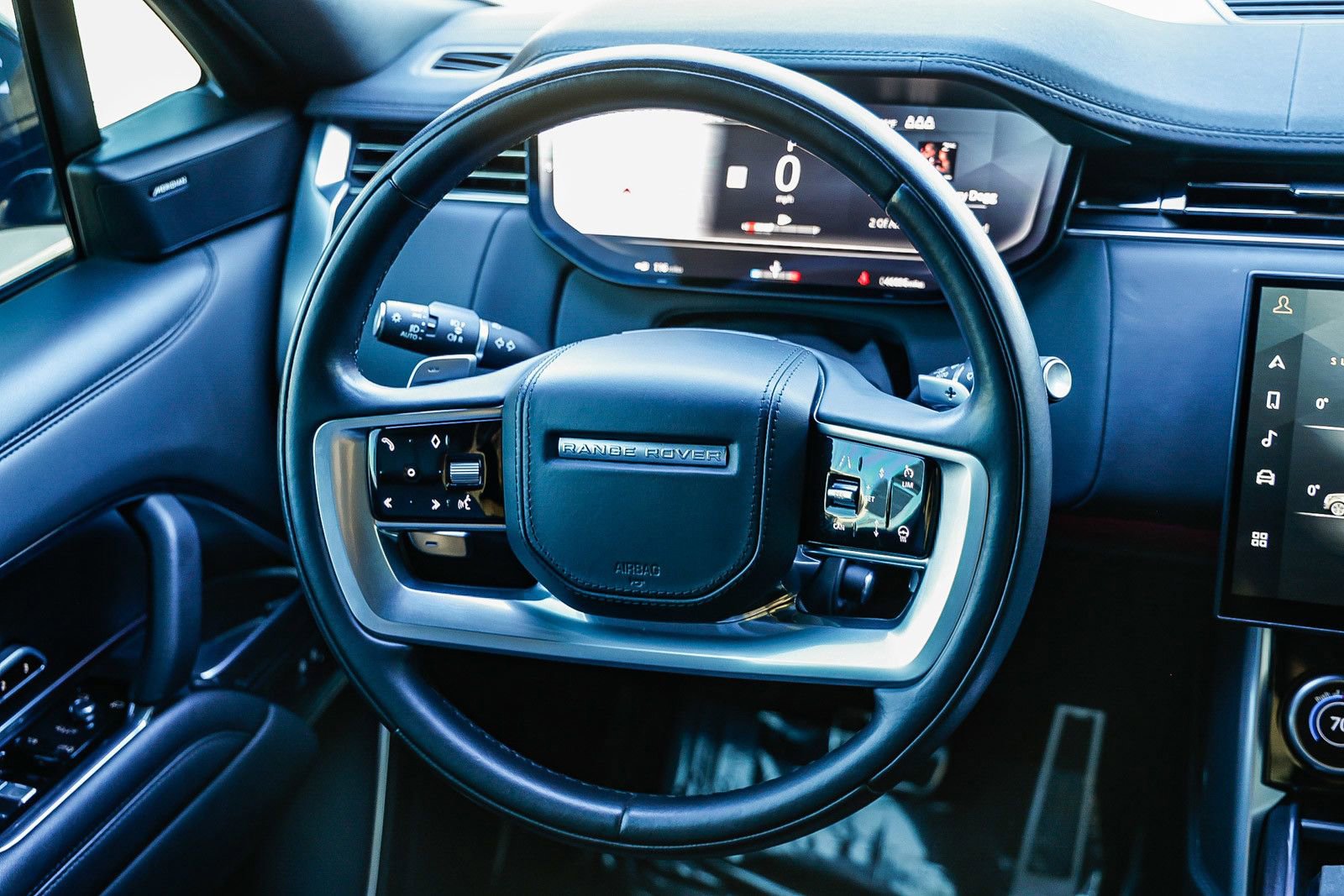 Used 2023 Land Rover Range Rover SE AWD/4WD image 13