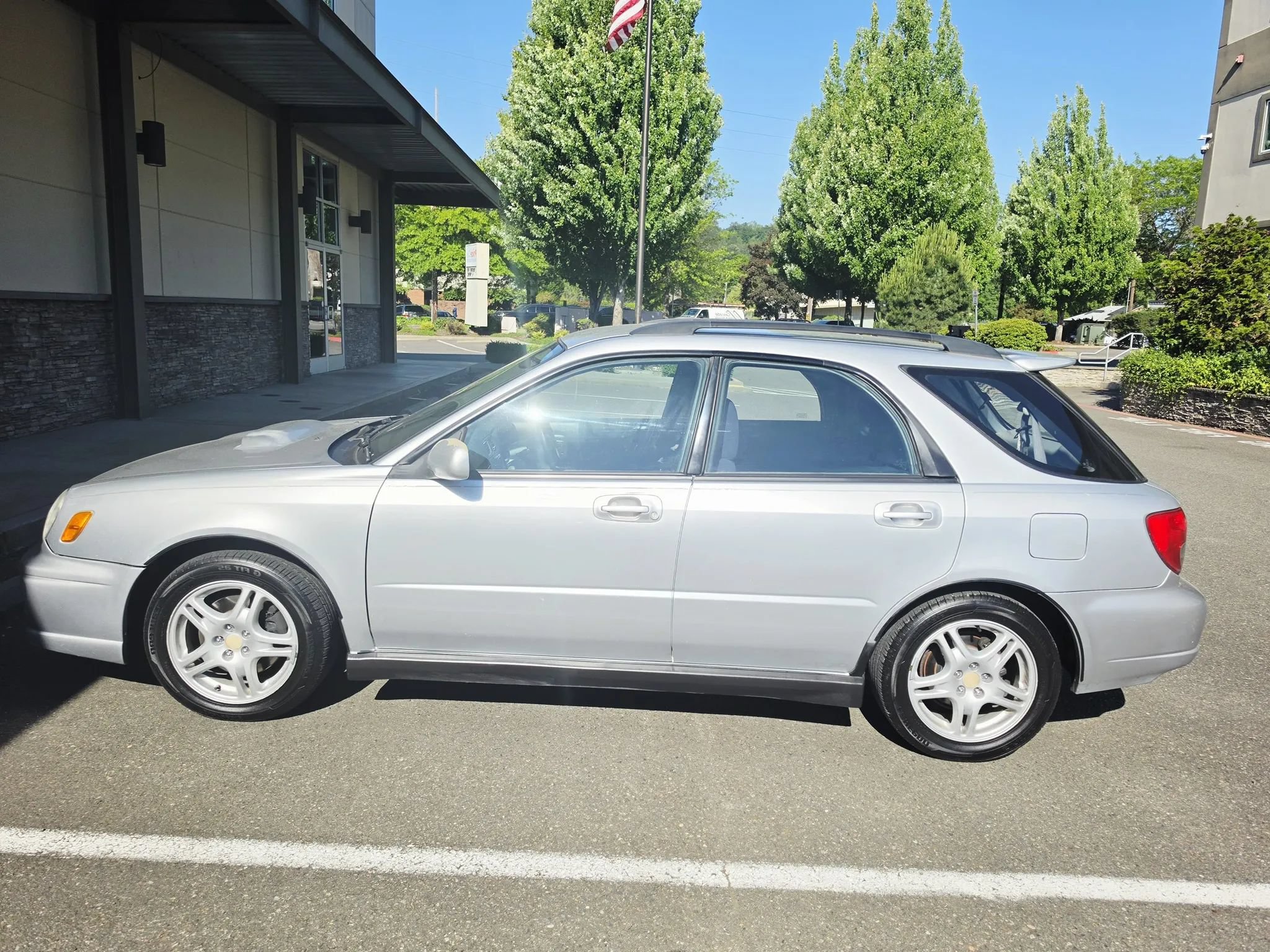 Used 2002 Subaru Impreza WRX Wagon AWD/4WD image 2