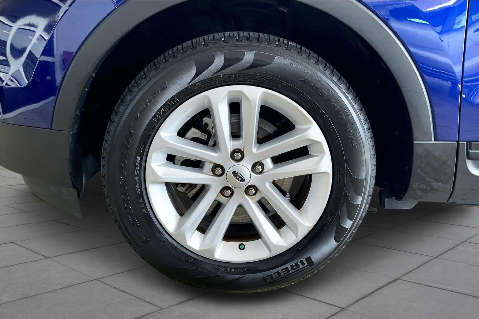 Used 2015 Ford Explorer FWD image 11