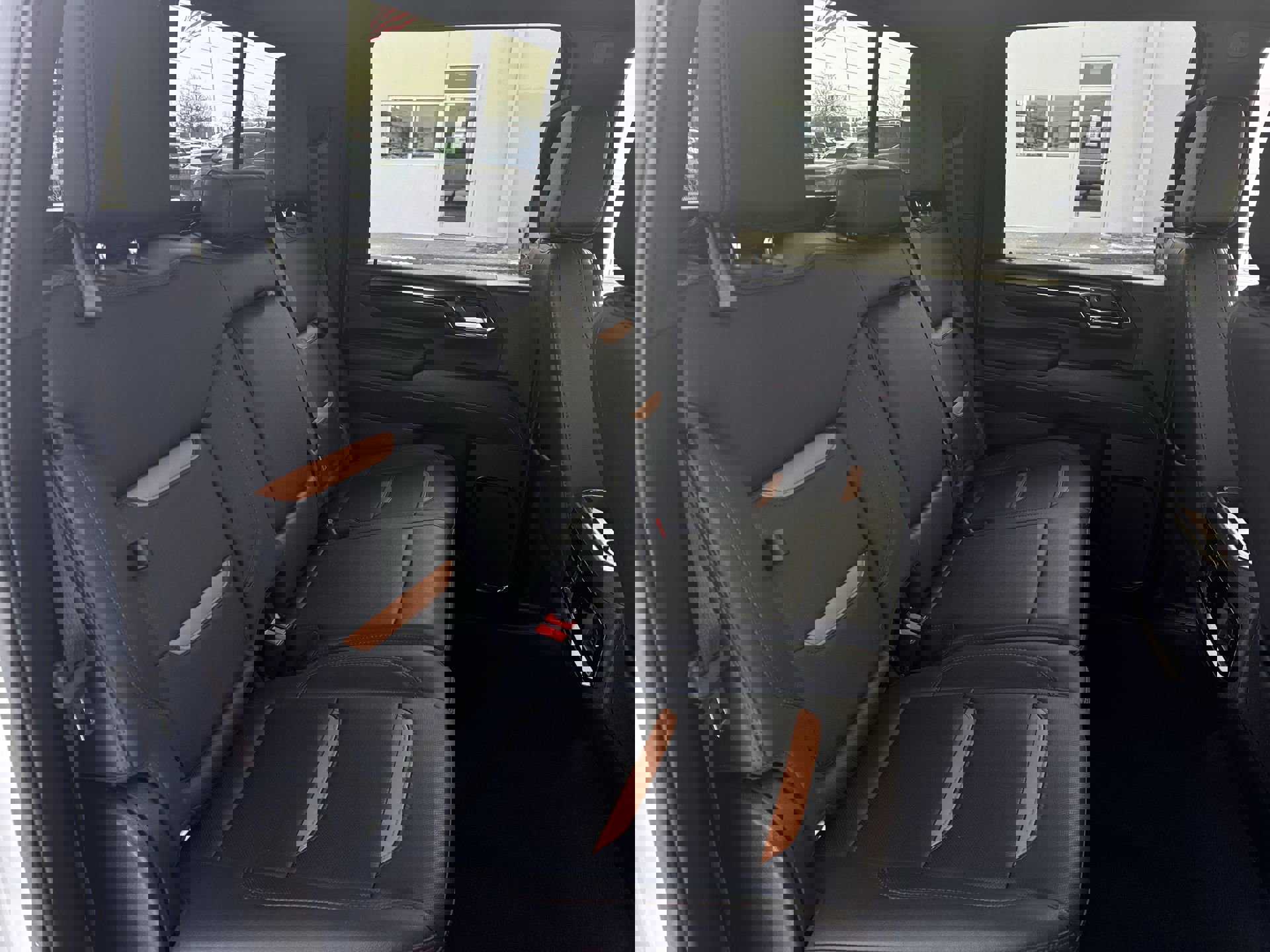 Certified 2024 GMC Sierra 2500 AT4 w/ AT4 Premium Plus Package image 28